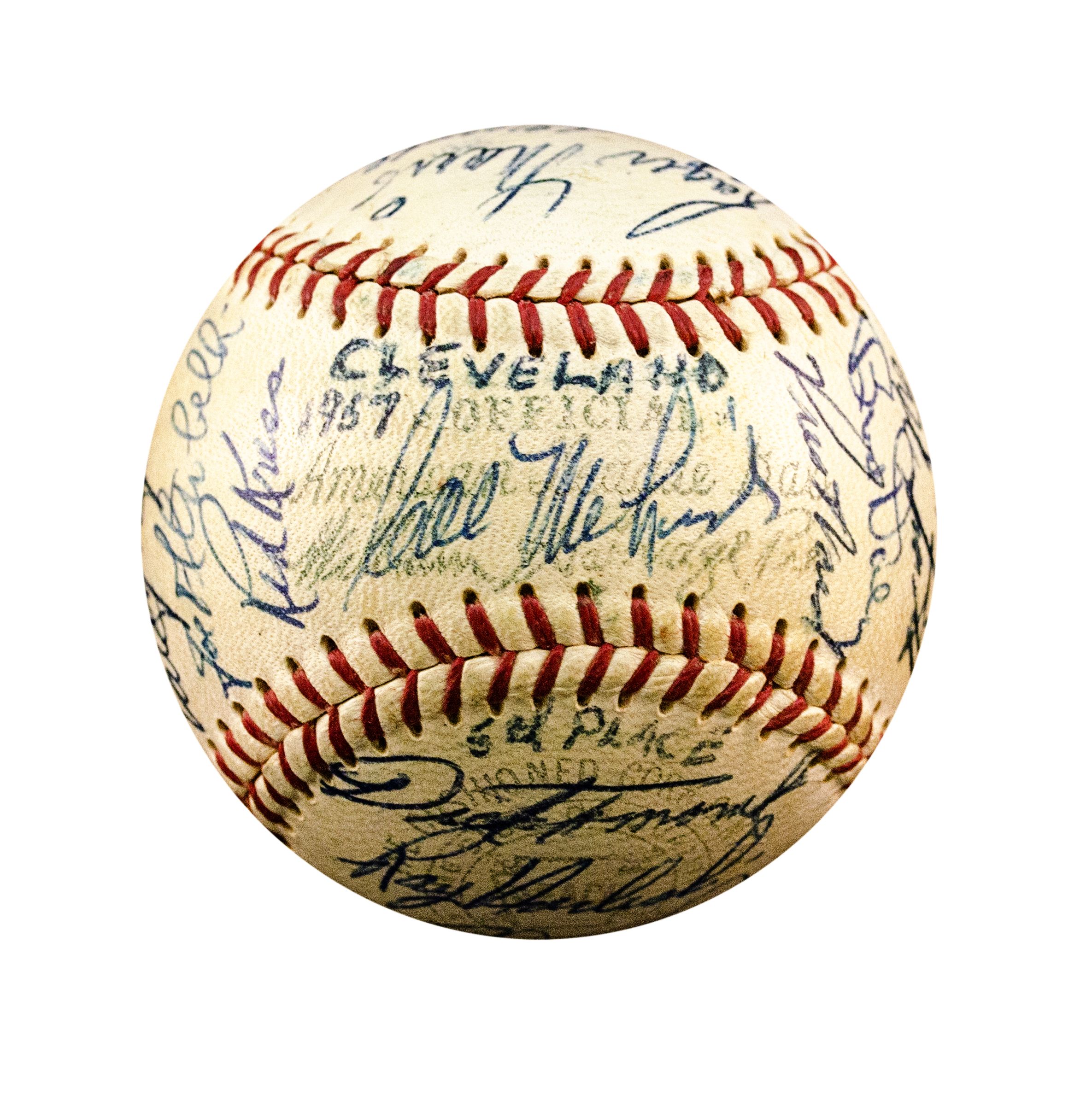 Lot Detail - High Grade 1957 Cleveland Indians Team Signed Baseball With 32 Signatures ...2370 x 2388
