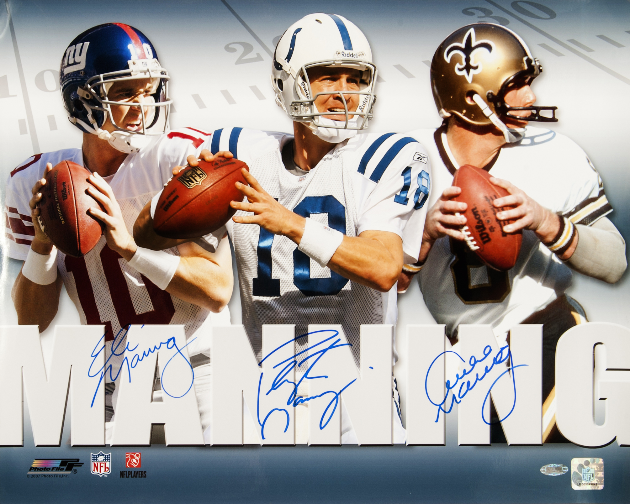 Lot Detail - Peyton, Eli and Archie Manning Signed 16” x 20” Color Photo Collage ...
