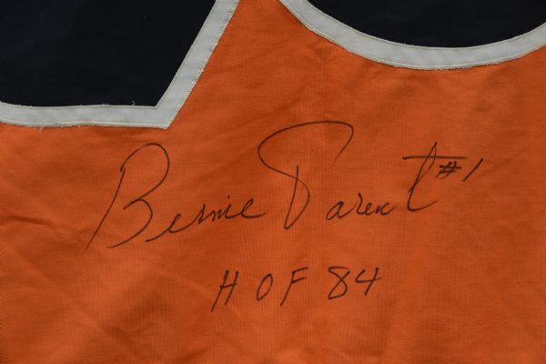 Lot Detail - Bernie Parent - Philadelphia Flyers - Retired Number Banner  from Wells Fargo Center