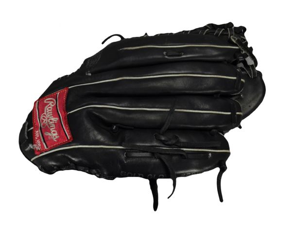 Baseball Glove worn by Ken Griffey Jr.