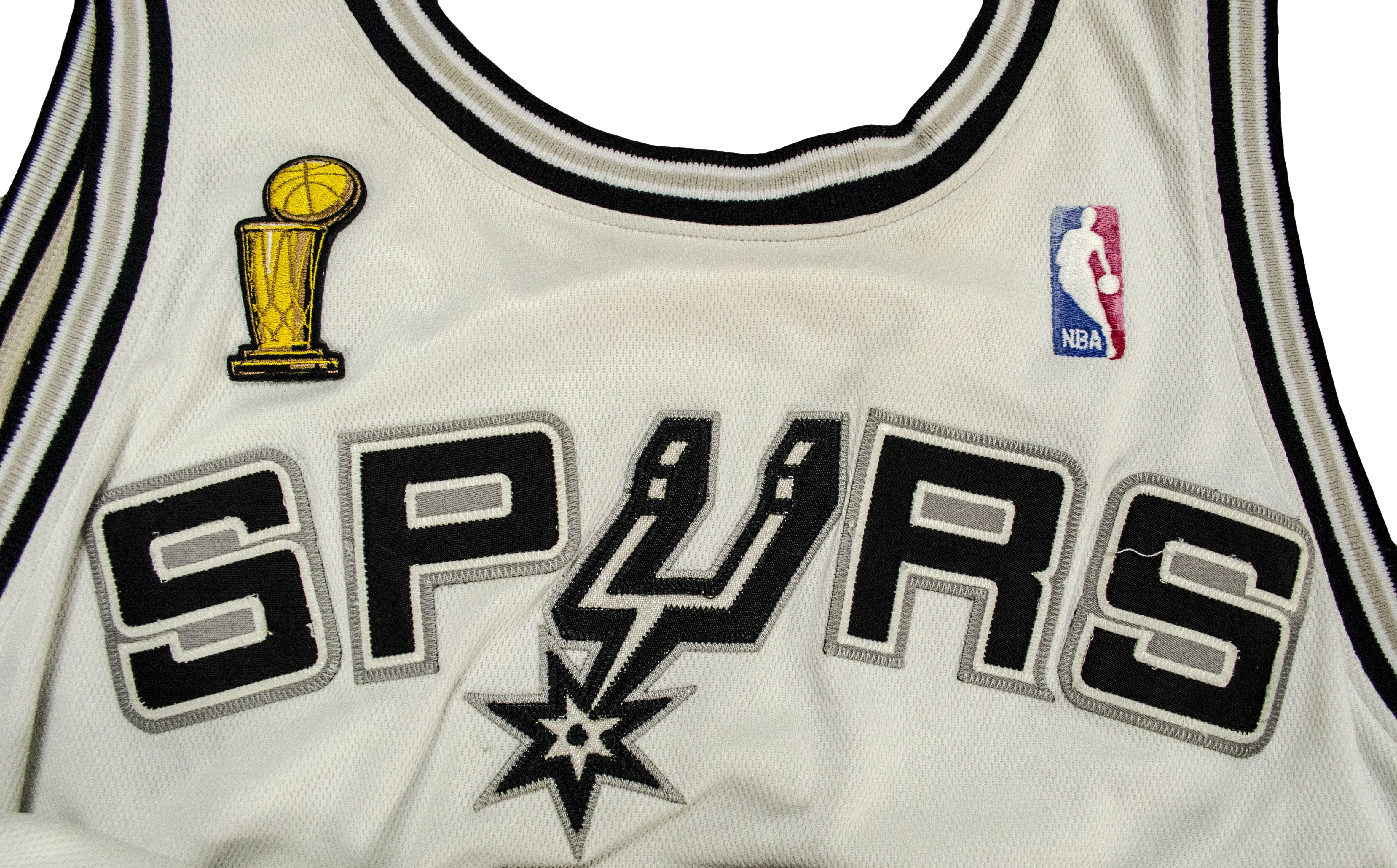 spurs holiday jersey