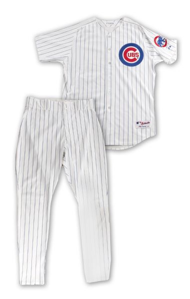 Lot Detail - 2005 Derrek Lee Chicago Cubs Game Worn and Signed Home Uniform
