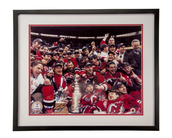 New Jersey Devils Deluxe Framed Autographed 16 x 20 2000 Stanley Cup Champions Banner Raising Photograph with 20 Signatures