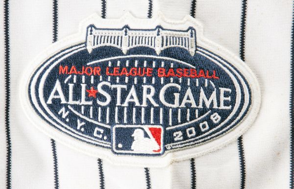 Lot Detail - Derek Jeter Signed 2008 All-Star Game Patch/Final Season NY Yankees  Jersey (Steiner) (MLB)