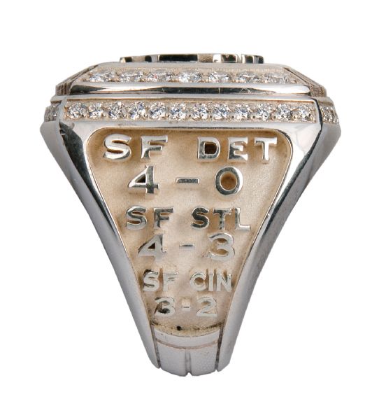 Here it is, the 2012 #SFGiants World Series Champions Ring