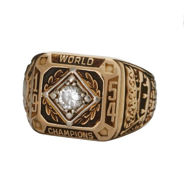 Giants get their championship rings, Cards get retribution
