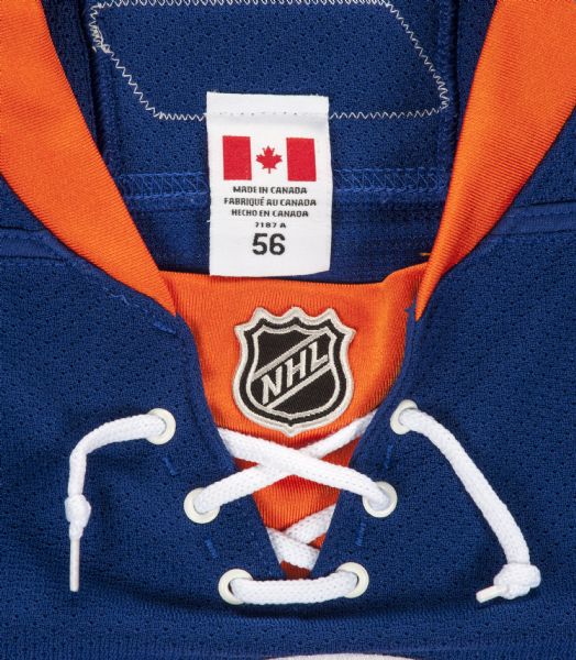 2016-17 John Tavares New York Islanders Game Worn Jeresy – Alternate - All  Star Season - Photo Match – Team Letter