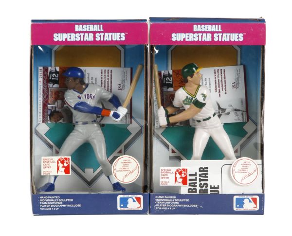 Baseball Super Stars Set of 4 Magnets Featuring Salvador 