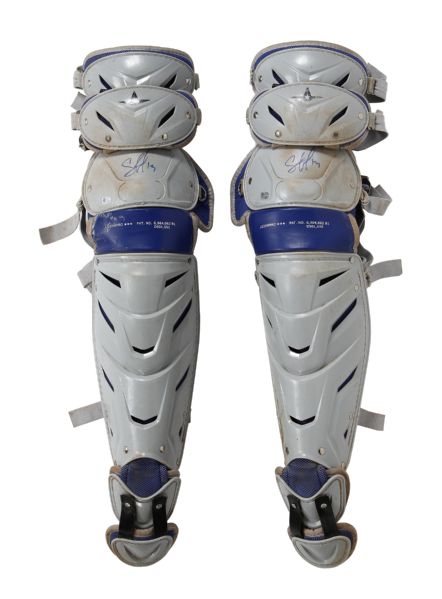 What Pros Wear: Salvador Perez' Rawlings All Star Game Shin Guards - What  Pros Wear