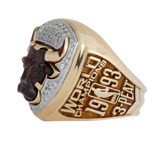 Lot Detail - 1991 Michael Jordan Chicago Bulls Championship Ring  (Salesman's Sample)