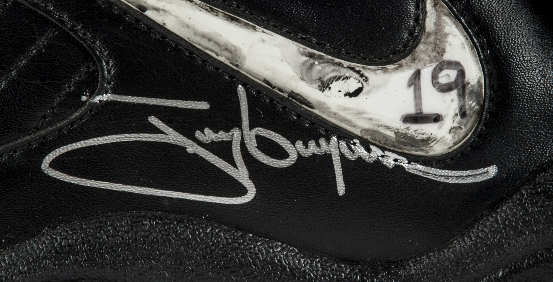 Lot Detail - Tony Gwynn Game Used & Signed Nike Cleats (MEARS, Gwynn ...