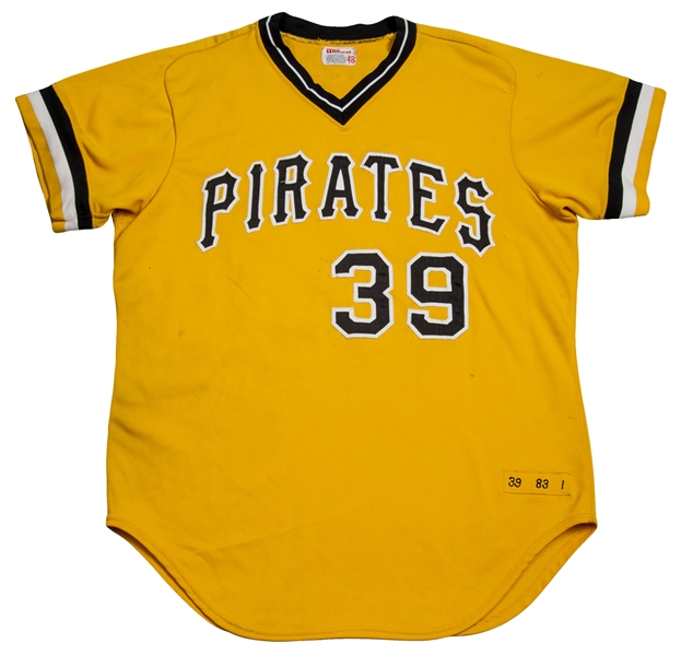 pirates yellow jersey