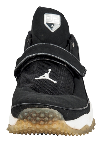 Lot Detail - Derek Jeter Game Used & Signed Air Jordan Turf Shoe
