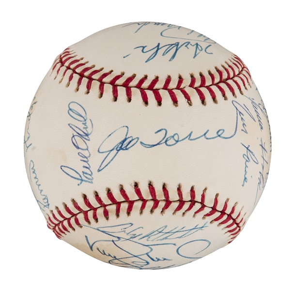 1996 Yankees OAL Baseball Signed by (22) with Derek Jeter, Mariano Rivera,  Andy Pettitte, Bernie Williams Inscribed 1996 World Champs with Display  Case (PSA)
