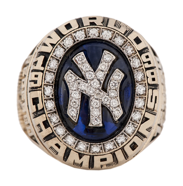 Lot Detail - 1998 New York Yankees World Series Championship Ring - Brian  Recesso (Front Office Ring)