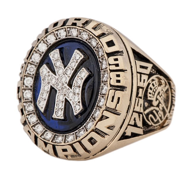 Lot Detail - 1998 New York Yankees World Series Championship Ring - Brian  Recesso (Front Office Ring)