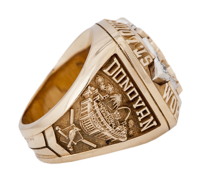 St. Louis Cardinals Replica World Series Rings and Trophy