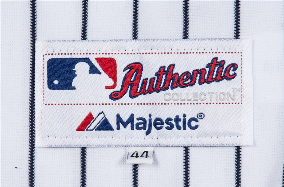 Lot Detail - Derek Jeter Autographed New York Yankees Pinstripe