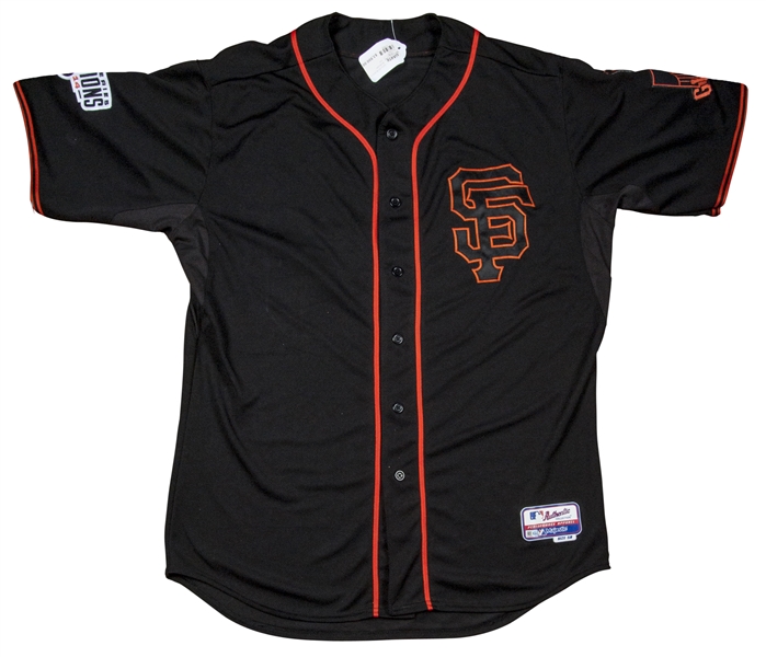 Lot Detail - 2015 Madison Bumgarner Game Used San Francisco Giants Black  Alternate Jersey (MLB Auth & Giant's Dugout Pro Shop Tag)