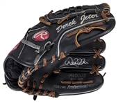 2005 Derek Jeter Game Used and Signed Rawlings PRODJ2 Fielders Glove Worn During Gold Glove Season!(PSA/DNA)