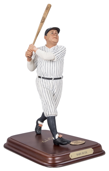 Yankees Babe Ruth Sports Impressions Legendary Hitters Figurine