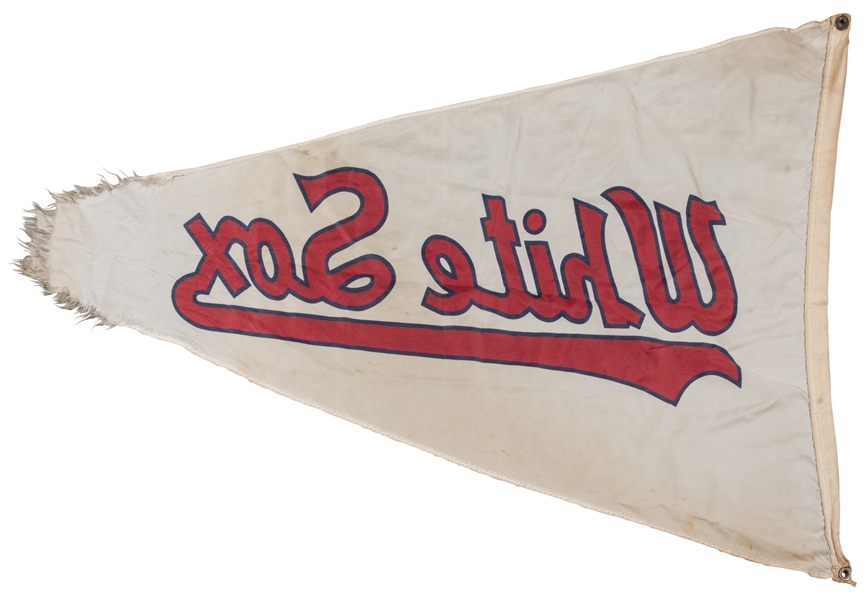 White Sox Flags (with Retro Logos) - white sox flags post - Imgur