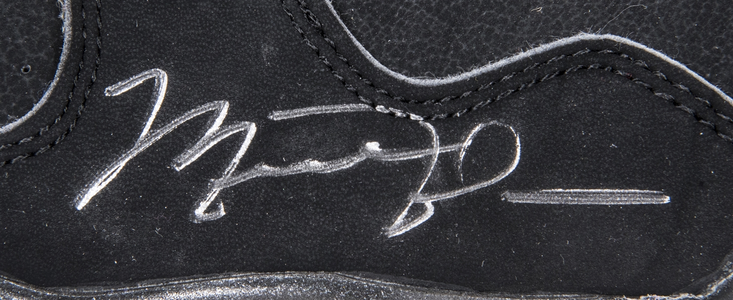 Michael Jordan signed, game-worn shoes from 1993 NBA playoffs sell for  $192,000 at auction 