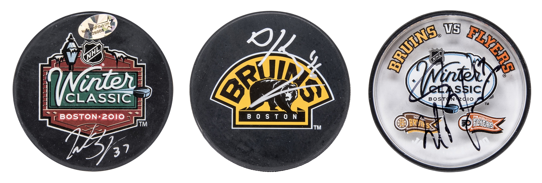 David Krejci Boston Bruins Signed Autographed 2010 Winter Classic Hockey Puck 