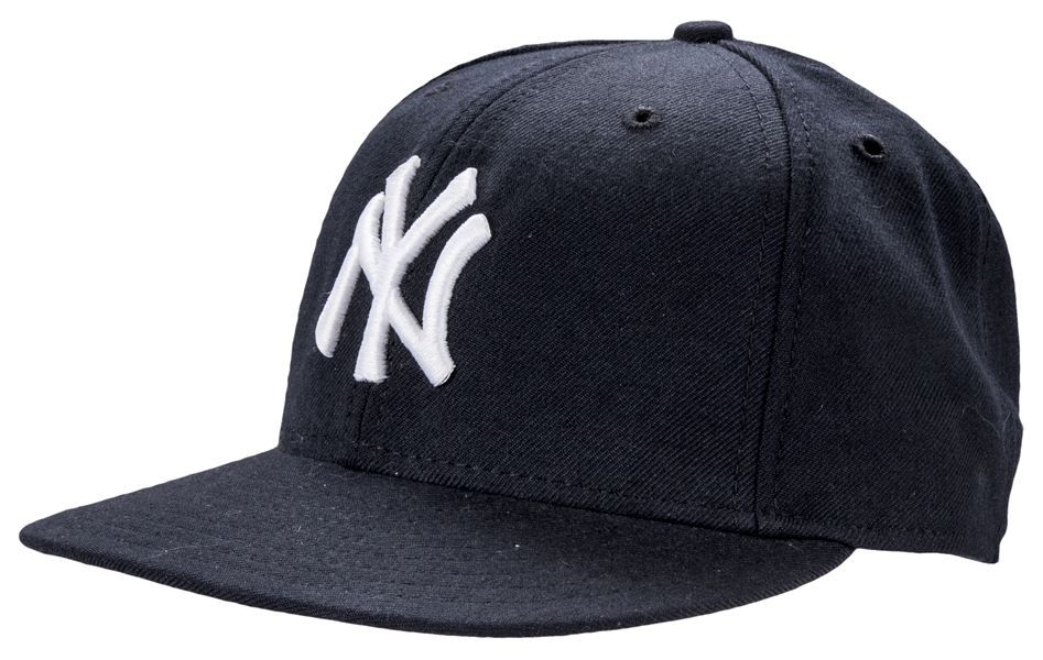 Orlando “El Duque” Hernandez Autographed New York Yankees Grey