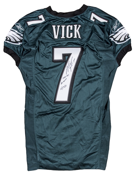 Lot Detail - 2011 Michael Vick Game Used, Signed/Inscribed & Photo Matched  Philadelphia Eagles Home Jersey Used on 11/13/2011 (Resolution  Photomatching & PSA/DNA)