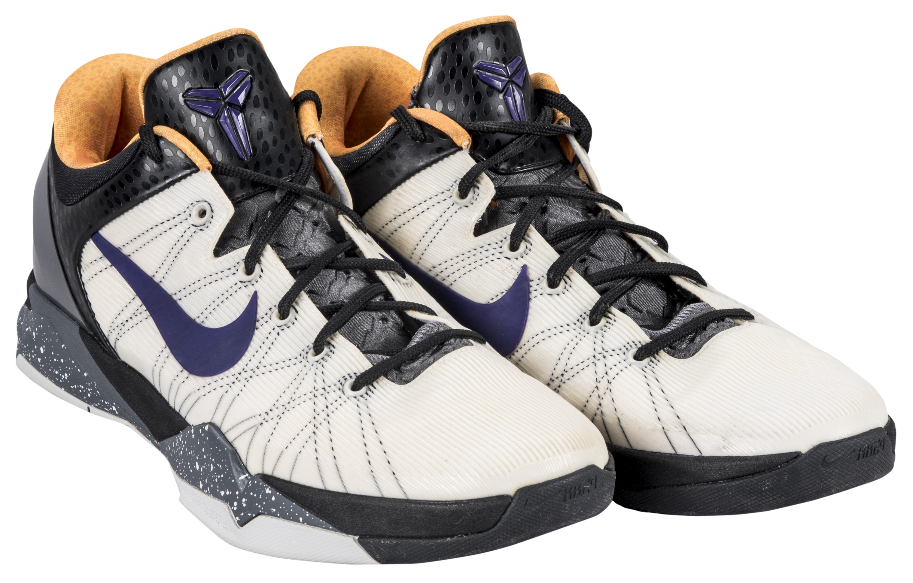 Lot Detail - 2012-13 Kobe Bryant Game Used Nike Zoom Kobe VII Sneakers