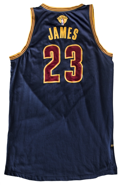 Lot Detail - 2/22/2016 LEBRON JAMES SIGNED CLEVELAND CAVALIERS (CHAMPIONSHIP  SEASON) GAME WORN HOME JERSEY - 12 PTS. & 8 REB. VS. PISTONS (NBA SOURCE,  PHOTO-MATCHED)