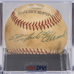 Roberto Clemente Autographed Baseball - Autograph PSA/DNA NM-MT 8