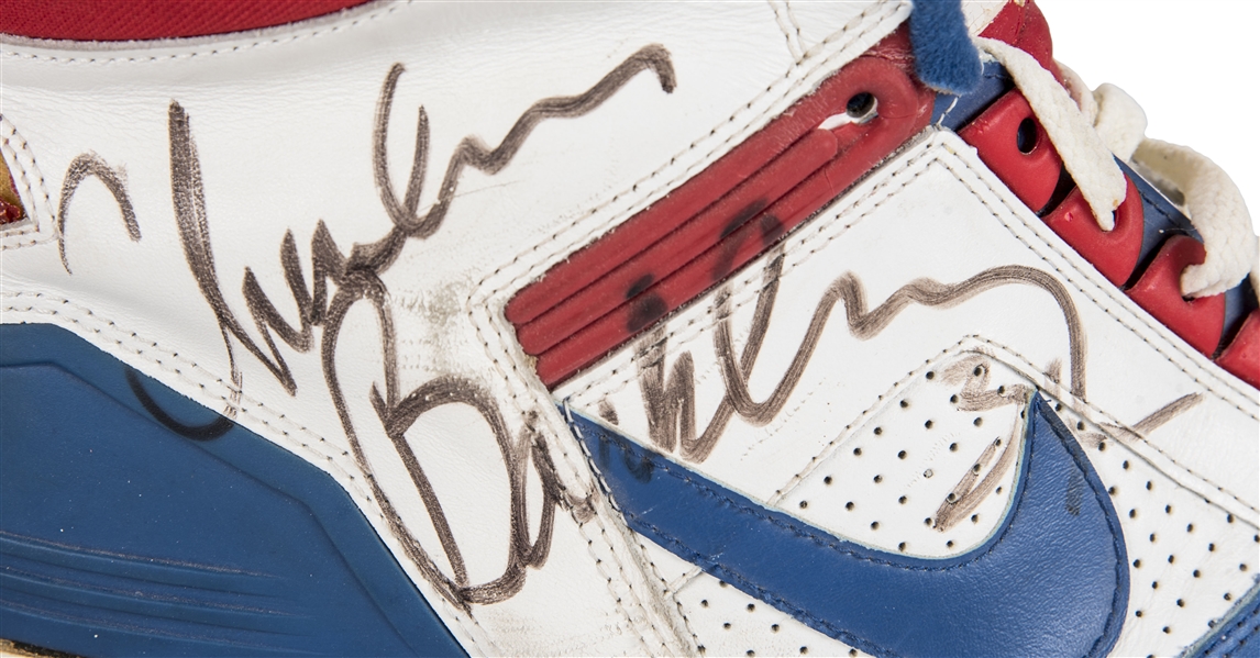 Lot Detail - 1987-88 Charles Barkley Game Used & Dual Signed Philadelphia  76ers Nike Sneakers (MEARS & JSA)
