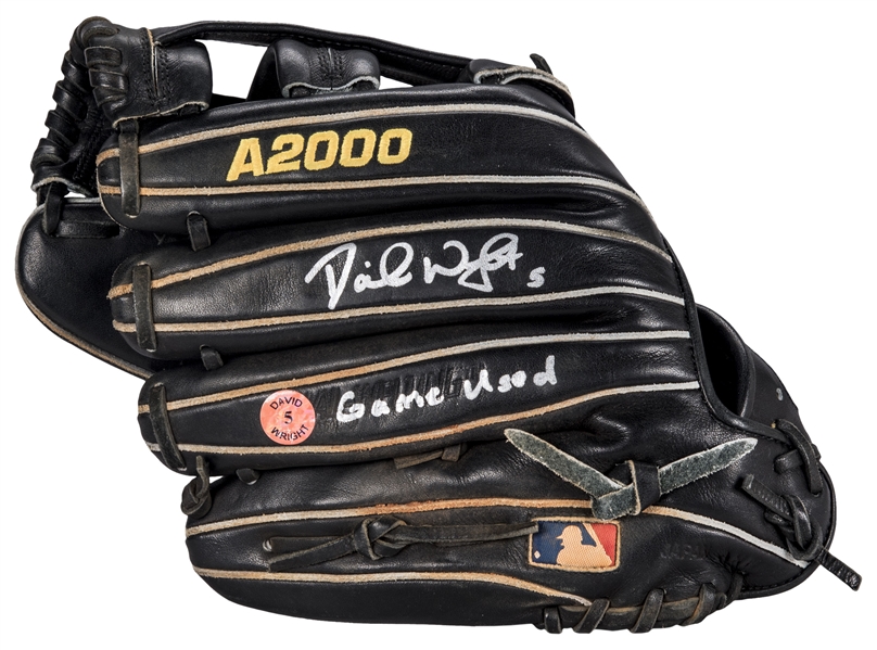 Lot Detail - David Wright Game Used & Signed Wilson A2000 Fielding Glove ( Wright LOA)