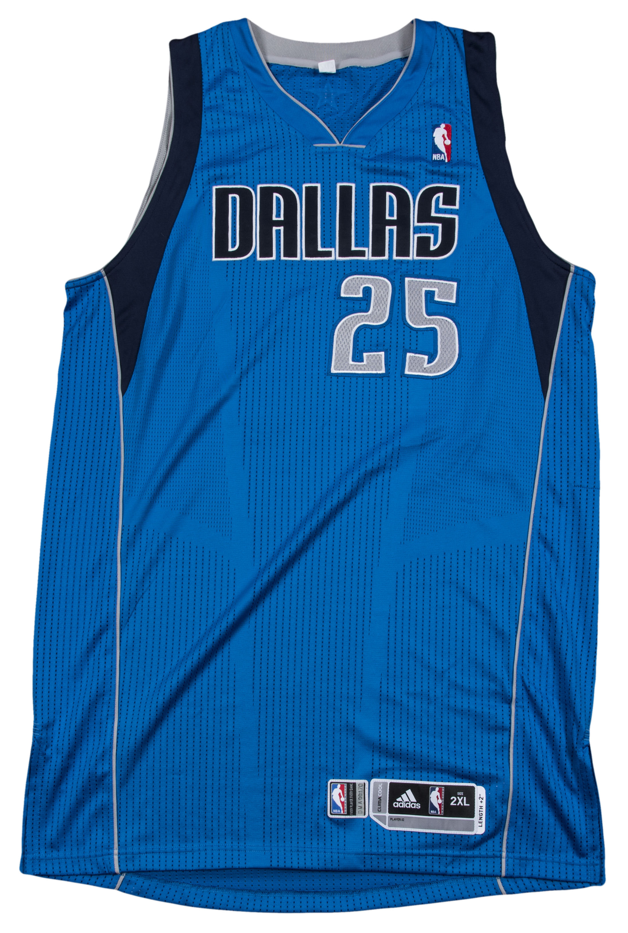 Lot Detail - 2011-12 Vince Carter Game Used Dallas Mavericks Road ...