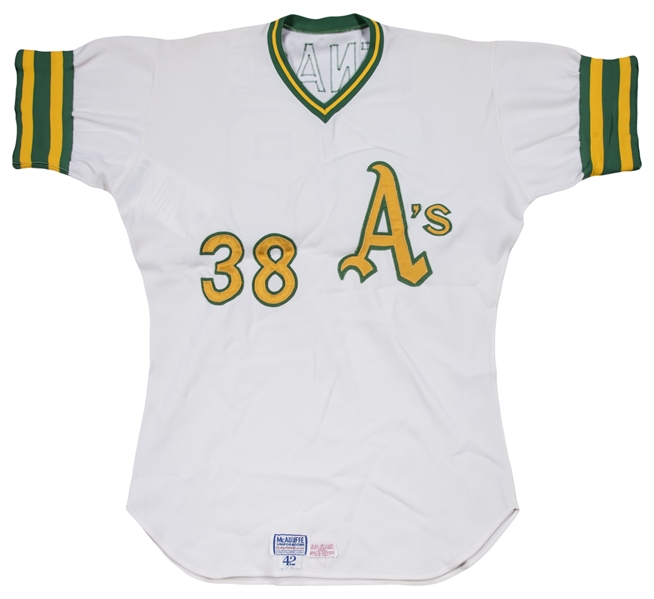 Lot Detail - 1972 Gene Tenace Game Used Oakland A's Home Jersey (MEARS A8)