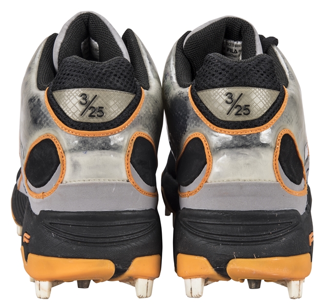 Barry Bonds Signed Game Used/Worn Fila Turf Shoes/Cleats Giants Pirates
