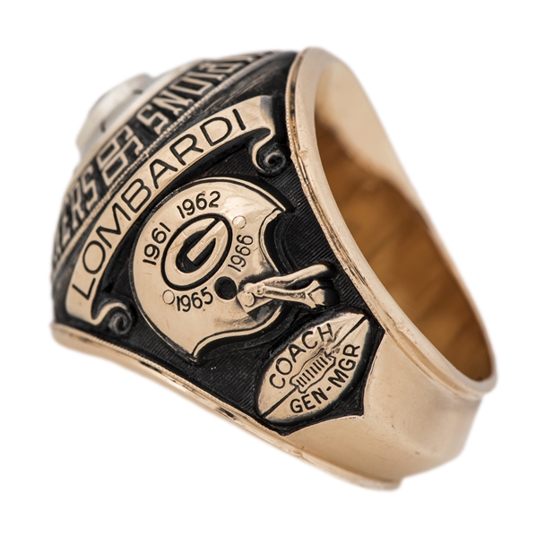 Lot Detail - 1966 Green Bay Packers Super Bowl Championship Ring- LOMBARDI