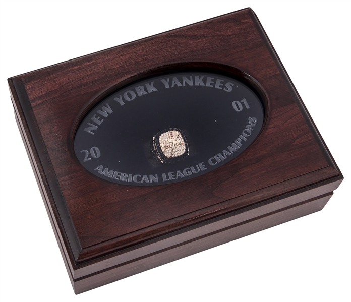 2000 Chuck Knoblauch New York Yankees World Series Championship 14k Ring  With Original Presentation Box (Knoblauch Loa), Sotheby's & Goldin  Auctions Present: A Century of Champions, 2020