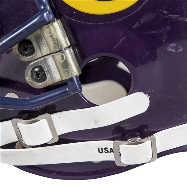 Lot Detail - 1989-91 Herschel Walker Minnesota Vikings Signed Game Worn  Helmet (MEARS LOA/*JSA*)