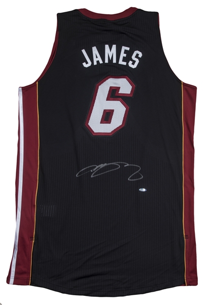 LeBron James Miami Heat Basketball NBA Original Autographed
