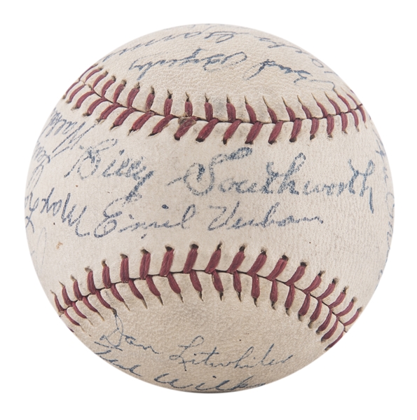 St. Louis Cardinals 4.5 x 3.5 1944 World Series Patch