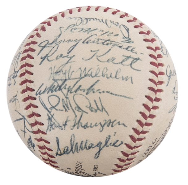 Lot Detail - 1954 World Series Champion New York Giants Team Signed ONL  Giles Baseball With 28 Signatures Including Mays & Irvin (JSA)