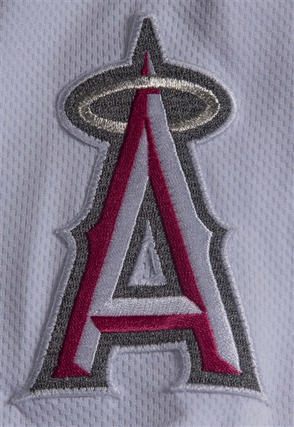 Lot Detail - Mike Trout 5/17/17 Angels Game Used Home Run #181 Jersey -  Great Wear, Photo Matched to 2 Games! (MLB,Anderson LOA)