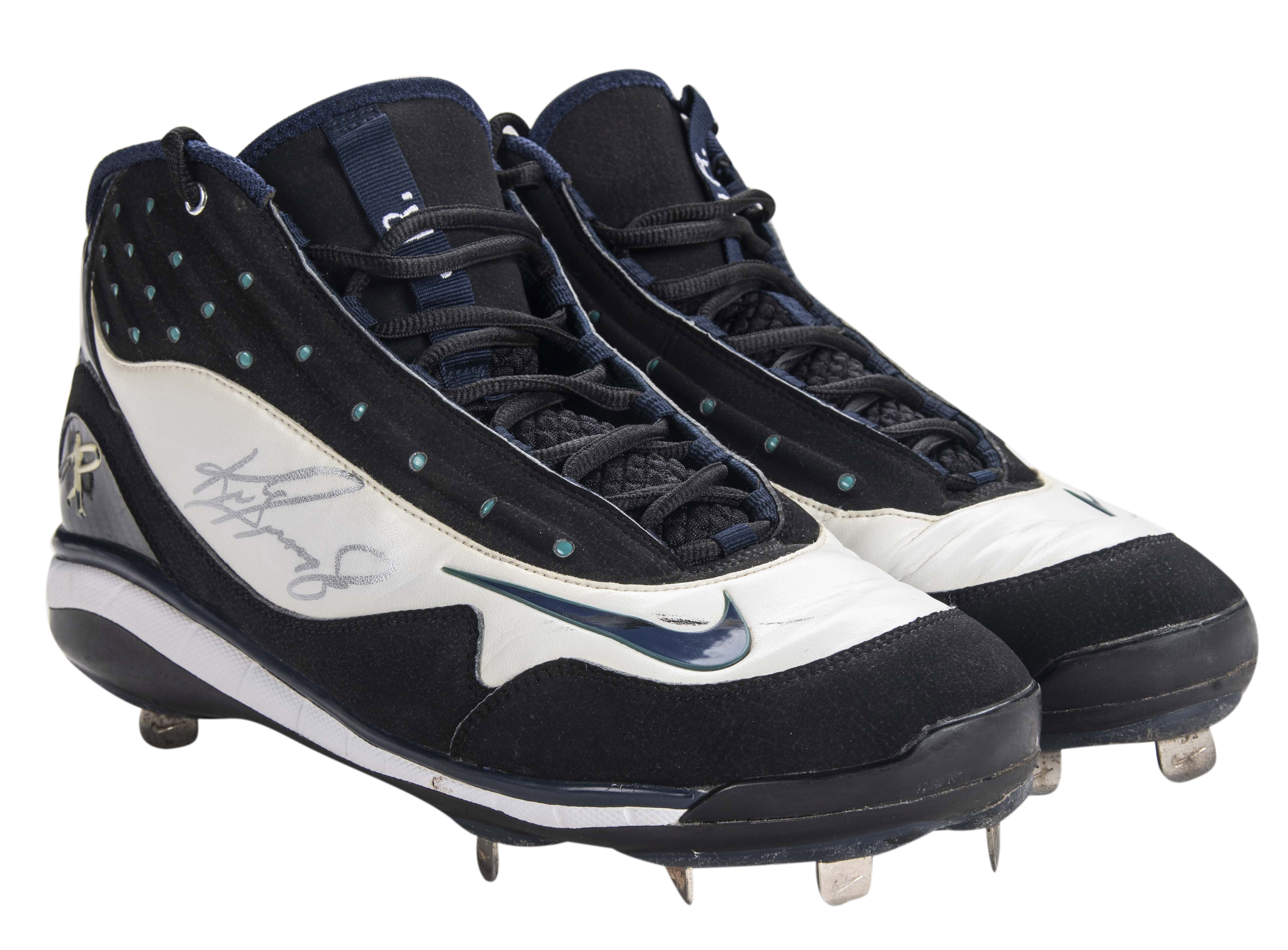 Lot Detail - 2010 Ken Griffey Jr Game Used & Signed Nike Cleats (JT