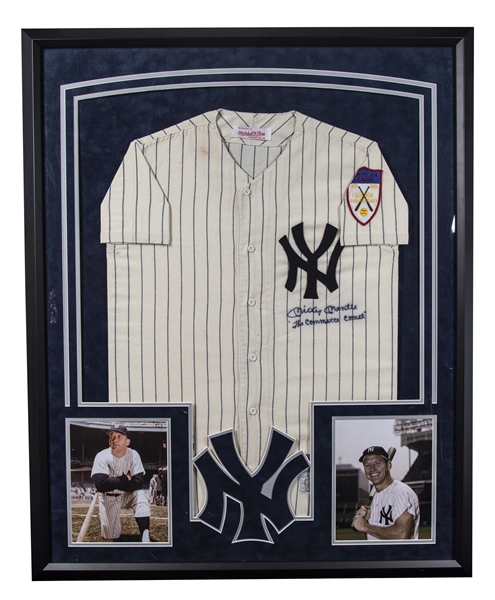 New York Yankees Black Framed Logo Jersey Display Case