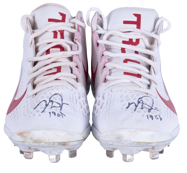 2019 mike trout cleats