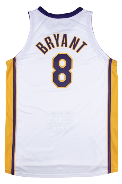 Lot Detail - Kobe Bryant Signed Los Angeles Lakers 81 Point Game ...
