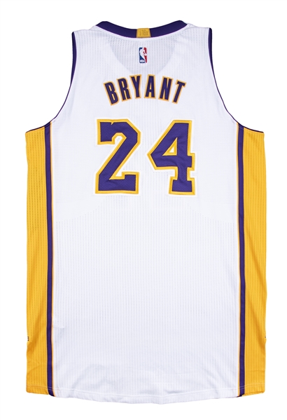 Kobe Bryant Jersey From First All-Star Season to Be Auctioned
